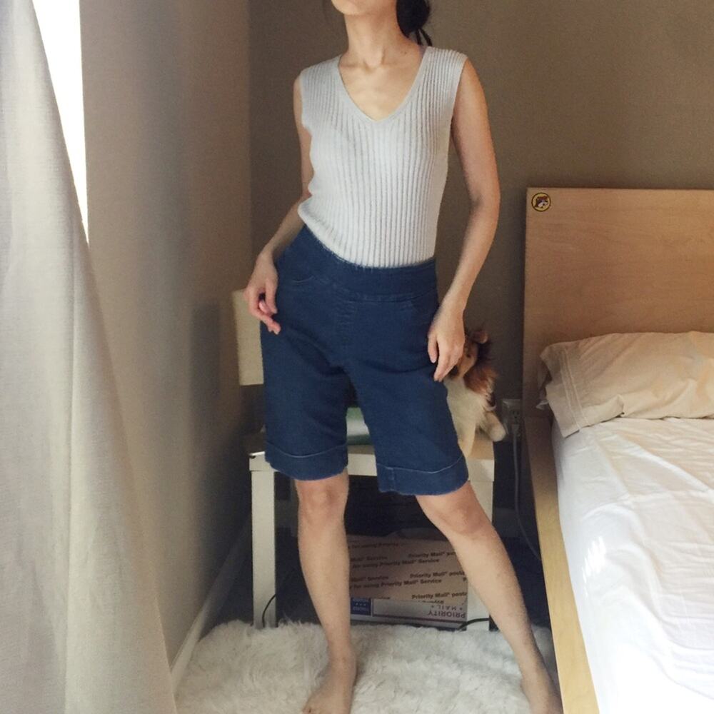 Emma James Sparkling Sleeveless Knit Top.--DA4